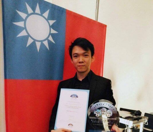 Tajvanski dirigent osvojil dve priznanji na mladinskem zborovskem festivalu v Kopru