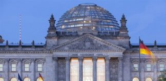 Nemška peticija za vzpostavitev diplomatskih vezi s Tajvanom dosegla prag