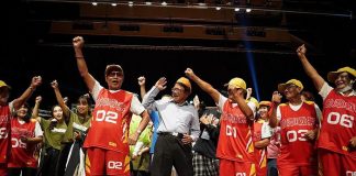 Plesna bitka starostnikov Foto: Vlada okrožja Pingtung