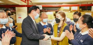 Zunanji minister Wu izraža hvaležnost tajvanski javnosti za njene donacije Ukrajini Vir: MOFA