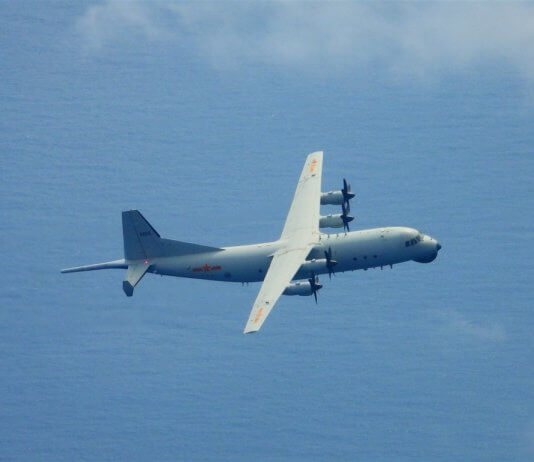 Ob napovedanem srečanju Tsai z McCarthyjem kitajska vojaška letala ponovno vdrla v tajvanski ADIZ Kitajsko vojaško letalo Y-8 za boj proti podmornicam. Foto: Ministrstvo za obrambo, CNA.