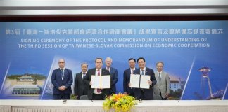 Slovaški minister: memorandum je »izhodišče« za sodelovanje s Tajvanom na področju polprevodnikov Foto: Ministrstvo za zunanje zadeve ROC (Tajvan).