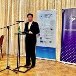 Zunanji minister na vrhu voditeljev o evropskih vrednotah Zunanji minister Jaushieh Joseph Wu med osrednjim govorom na Vrhu evropskih vrednot 14. junija v Pragi. Foto: MOFA, ROC (Tajvan).