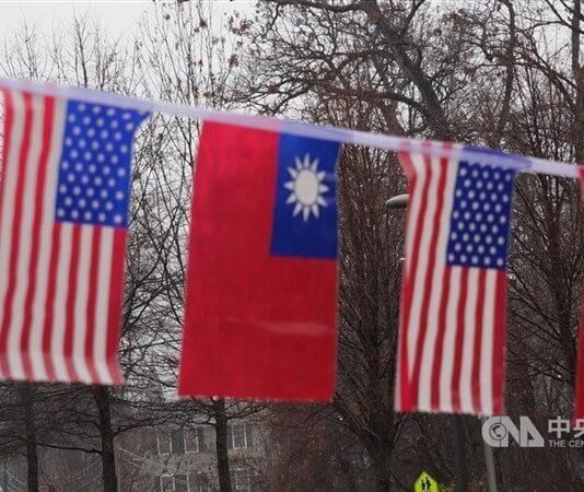 Politika ZDA do Kitajske se bo najverjetneje nadaljevala ne glede na to, kdo bo zmagal na predsedniških volitvah