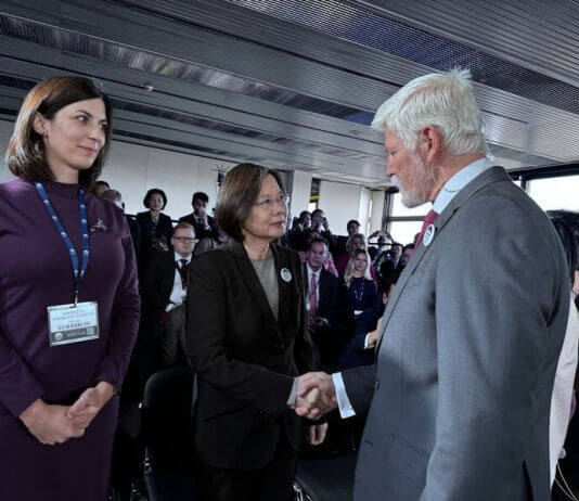 Nekdanja predsednica Tsai v Evropi