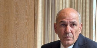 Vodja slovenske opozicije Janez Janša obljubil urad na Tajvanu Foto: CNA.