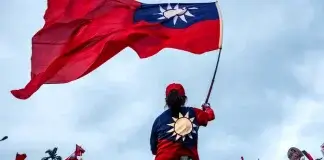 Združeni narodi morajo poiskati način za sodelovanje Tajvana Le demokratično izvoljena vlada Tajvana lahko zastopa svojih 23 milijonov prebivalcev v sistemu OZN in na mednarodnem prizorišču. FOTO: I-hwa Cheng/AFP/Delo