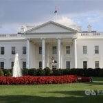 Trump in Xi razpravljata o prodaji orožja Tajvanu; Bela hiša pravi, da politika ostaja nespremenjena