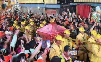 Romanje Baishatun Mazu se je začelo z rekordnim številom 460.000 udeležencev