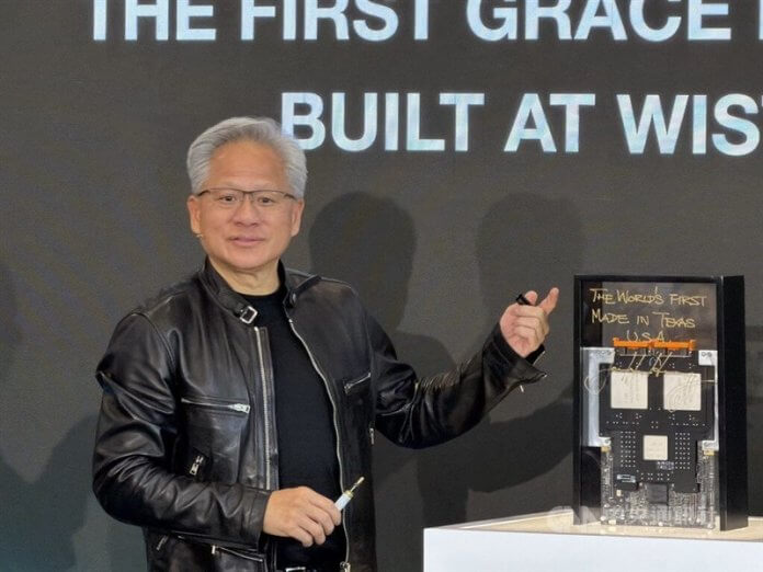 Foto: Jensen Huang, ustanovitelj in izvršni direktor podjetja Nvidia Corp. Foto: Jensen Huang, ustanovitelj in izvršni direktor podjetja Nvidia Corp.